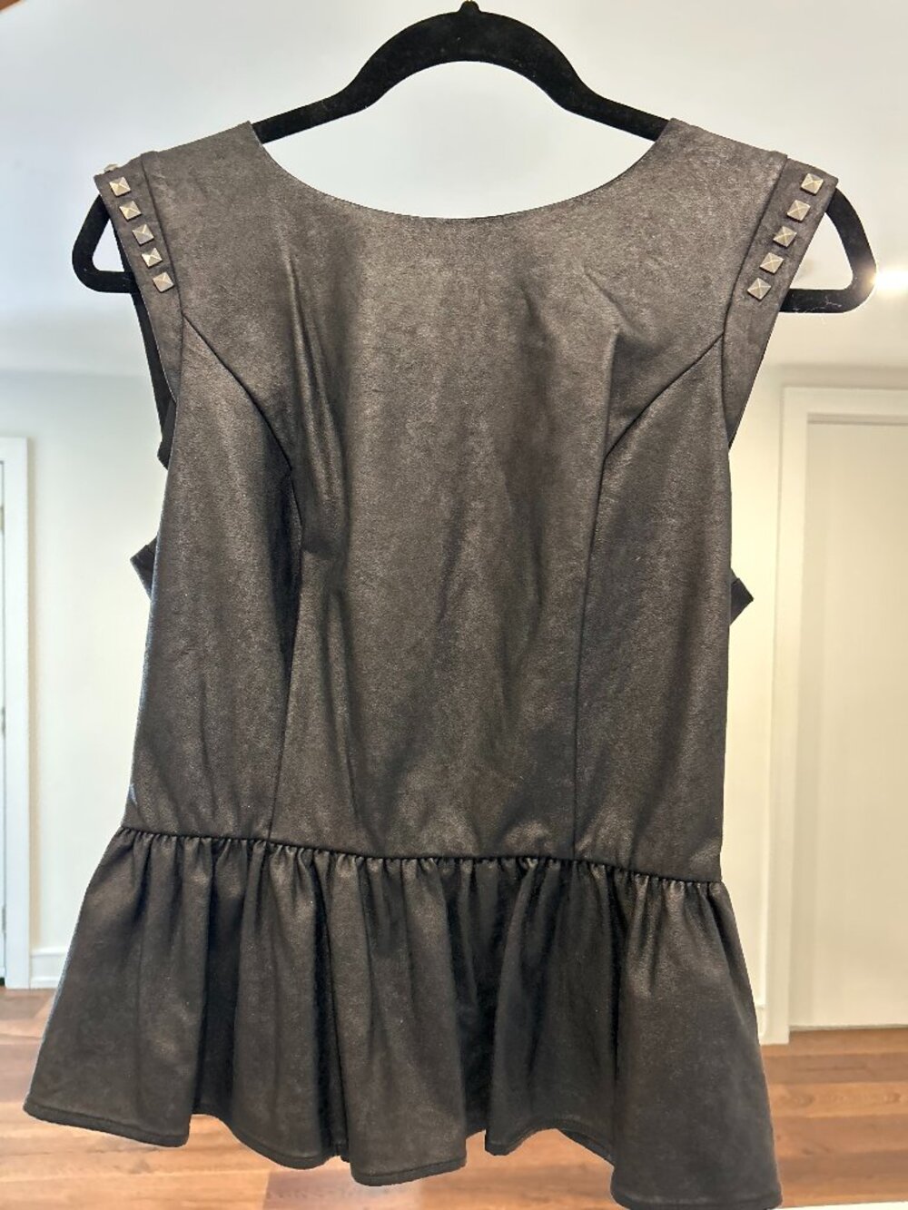 GUESS Los Angeles Black Halter Top
